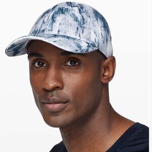 Lululemon Lightspeed Run Hat in Surfs Up Chambray Multi